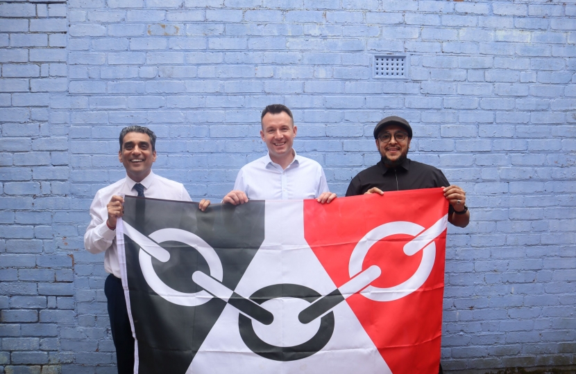 Stuart Anderson MP and Conservative councillors celebrate Black Country Day